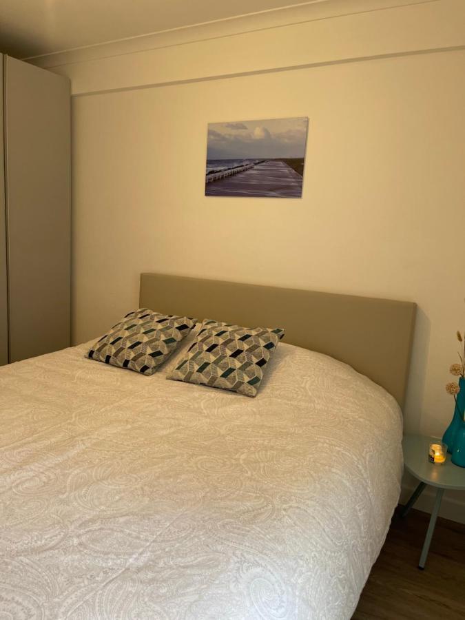 Double View Apartment บลังเคนเบอร์เก ภายนอก รูปภาพ