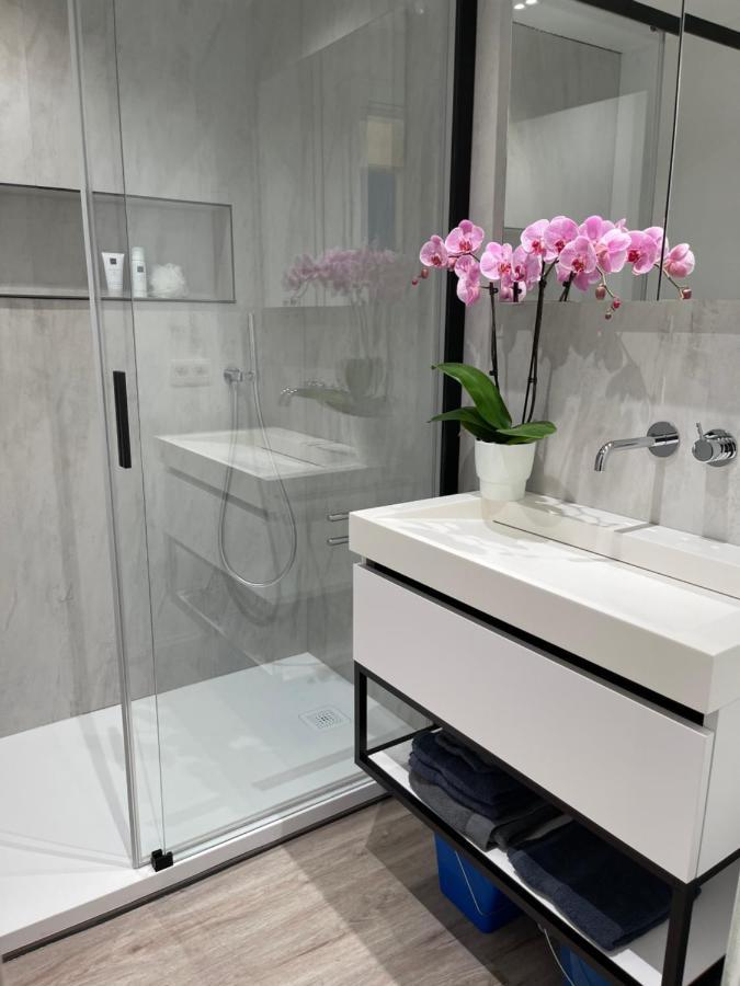 Double View Apartment บลังเคนเบอร์เก ภายนอก รูปภาพ